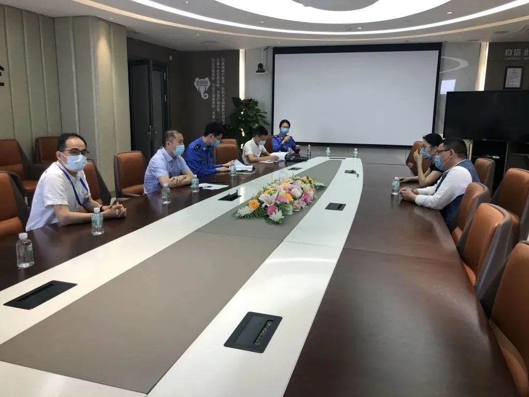 禪城區府辦副主任赴德利豐家居開展調研工作(圖2) 禪城區府辦副主任赴德利豐家居開展調研工作(圖2)