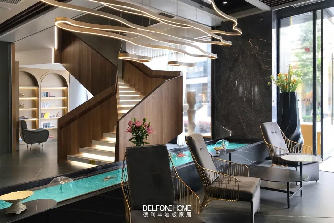 天生自帶BGM的樓梯風格，愛了，愛了！