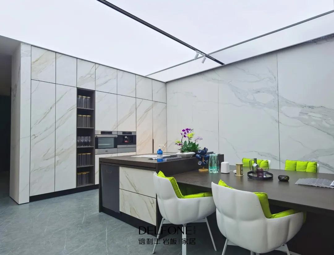 大商“巖”商|陳之偉:將巖板與智能家居的有機結合(圖6) 大商“巖”商|陳之偉:將巖板與智能家居的有機結合(圖6)