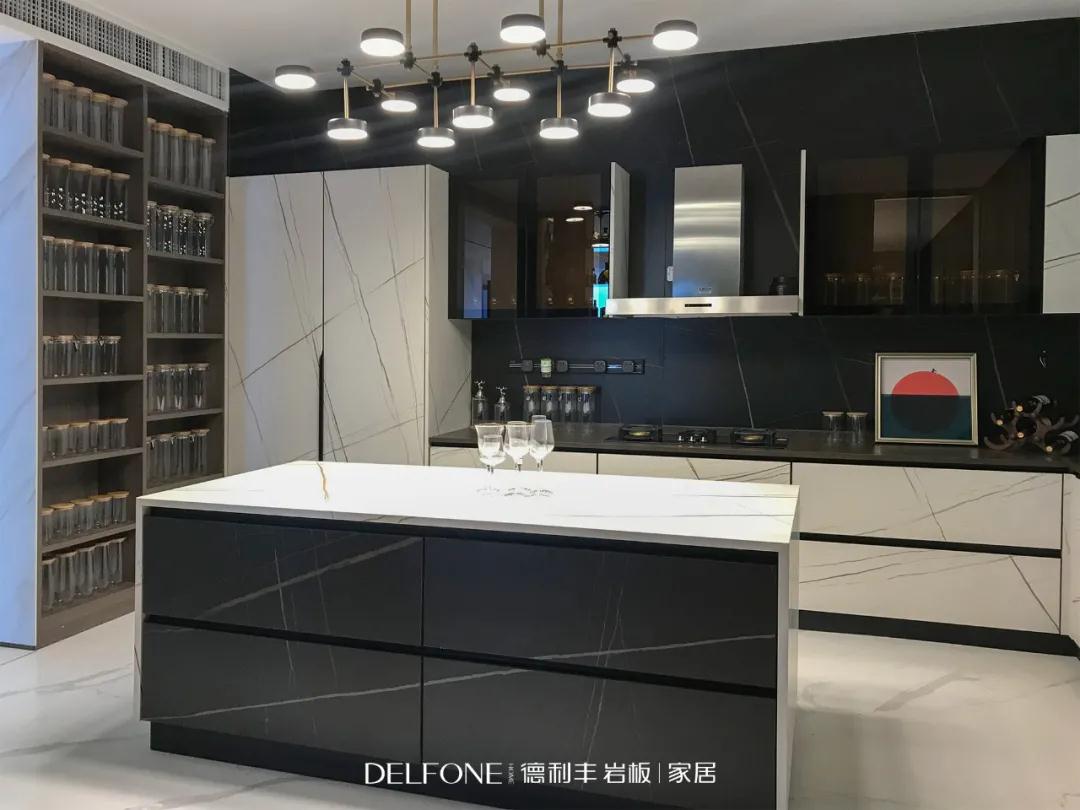 喜訊| 德利豐榮獲“大家居巖板領軍品牌”(圖4) 喜訊| 德利豐榮獲“大家居巖板領軍品牌”(圖4)