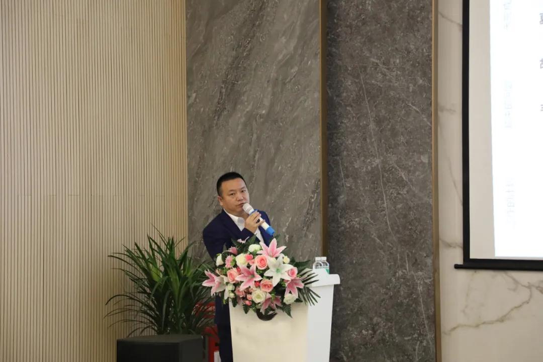 野蠻生長 御風而行(圖3) 野蠻生長 御風而行(圖3)