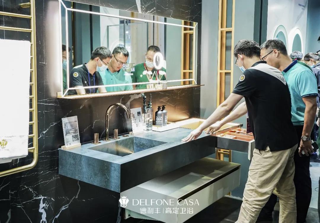 智空間，質(zhì)體驗(yàn) | 德利豐高定衛(wèi)浴驚艷亮相，引爆上海廚衛(wèi)展(圖4)