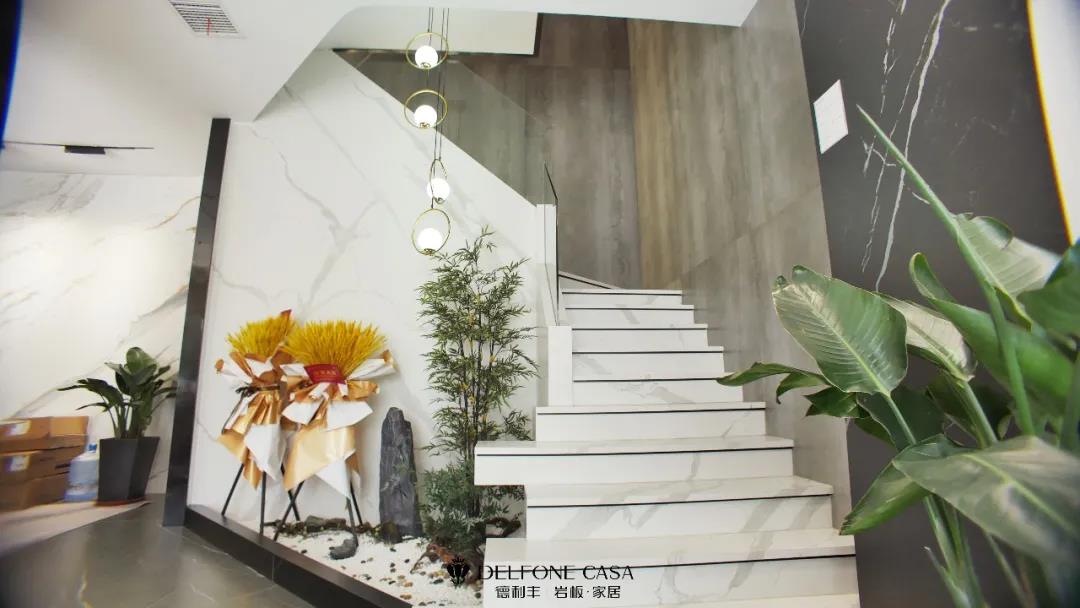 探店速遞 | 德利豐滕州巖板展館，呈現獨特空間美感(圖3)
