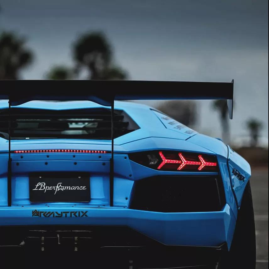 DELFONE新品 | 庫里南展現金屬時尚范，show出新高度(圖1)