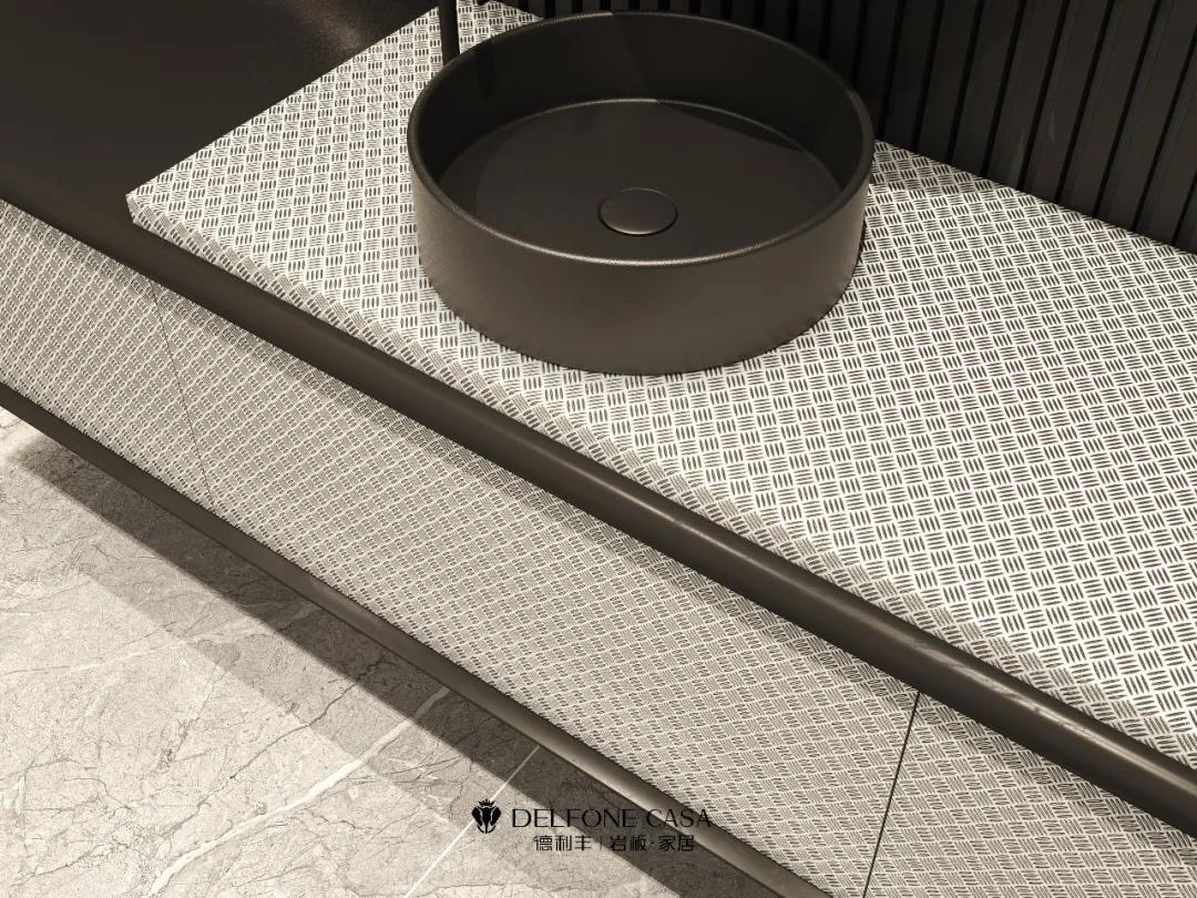 DELFONE新品 | 帕加尼以卓絕的金屬質感，雕刻摩登鋒芒(圖7)