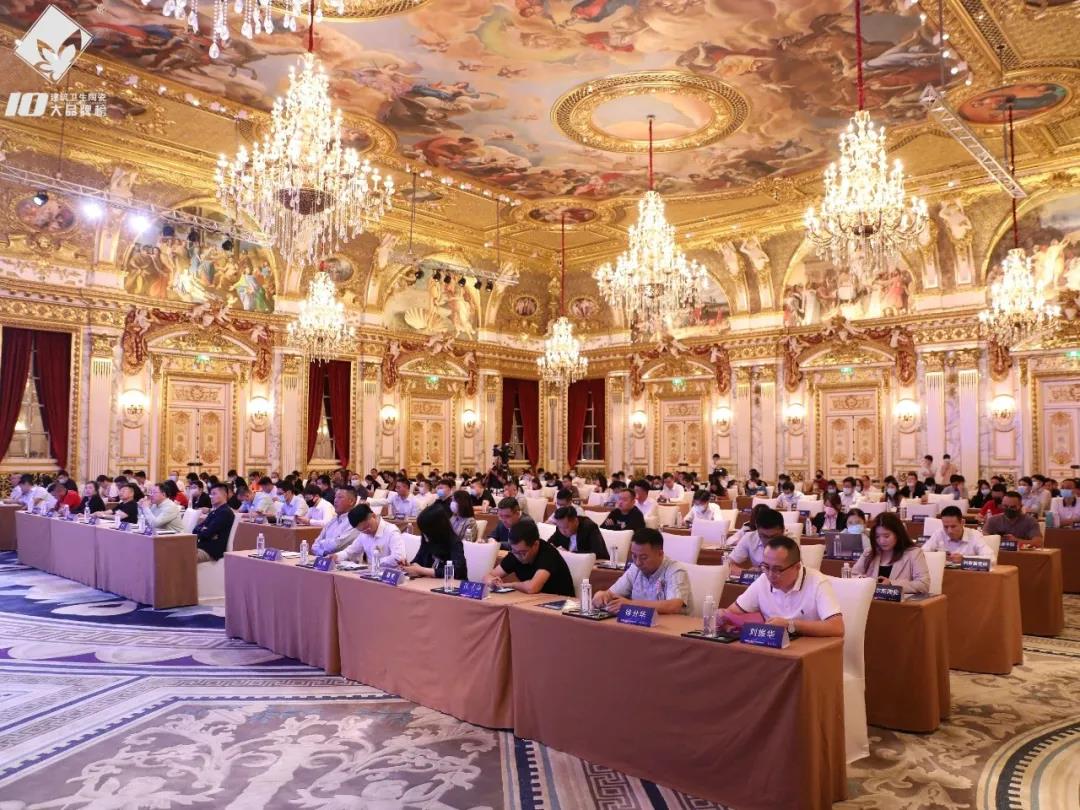 榮譽加冕 | 德利豐斬獲“巖板十大品牌”(圖1)