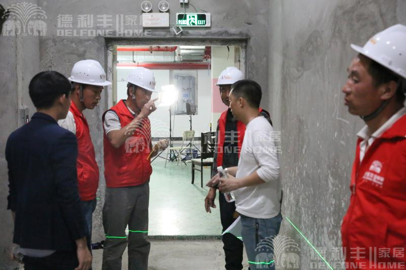 【揭秘】德利豐大巖板鋪貼視頻花絮，速速圍觀(圖5)