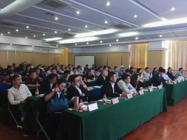 齊魯之約,德利豐家居獲邀出席“2018房地產全屋(圖2) 齊魯之約,德利豐家居獲邀出席“2018房地產全屋(圖2)