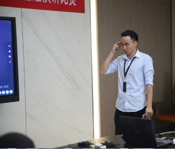 誰語爭鋒 定制大環境---德利豐家居首屆演講比賽(圖14) 誰語爭鋒 定制大環境---德利豐家居首屆演講比賽(圖14)