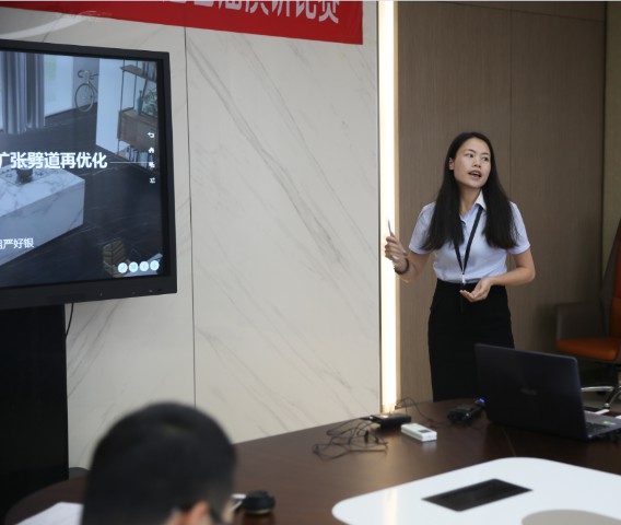 誰語爭鋒 定制大環境---德利豐家居首屆演講比賽(圖16) 誰語爭鋒 定制大環境---德利豐家居首屆演講比賽(圖16)