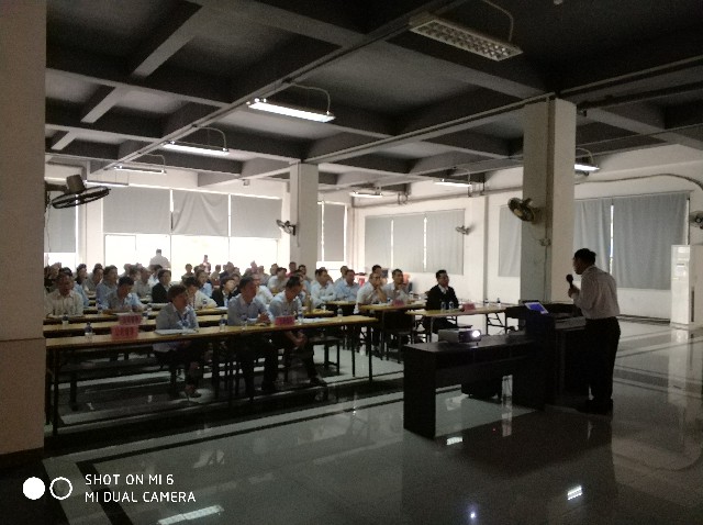 “搶占人才建設新高地”德利豐家居人才管理培(圖1) “搶占人才建設新高地”德利豐家居人才管理培(圖1)