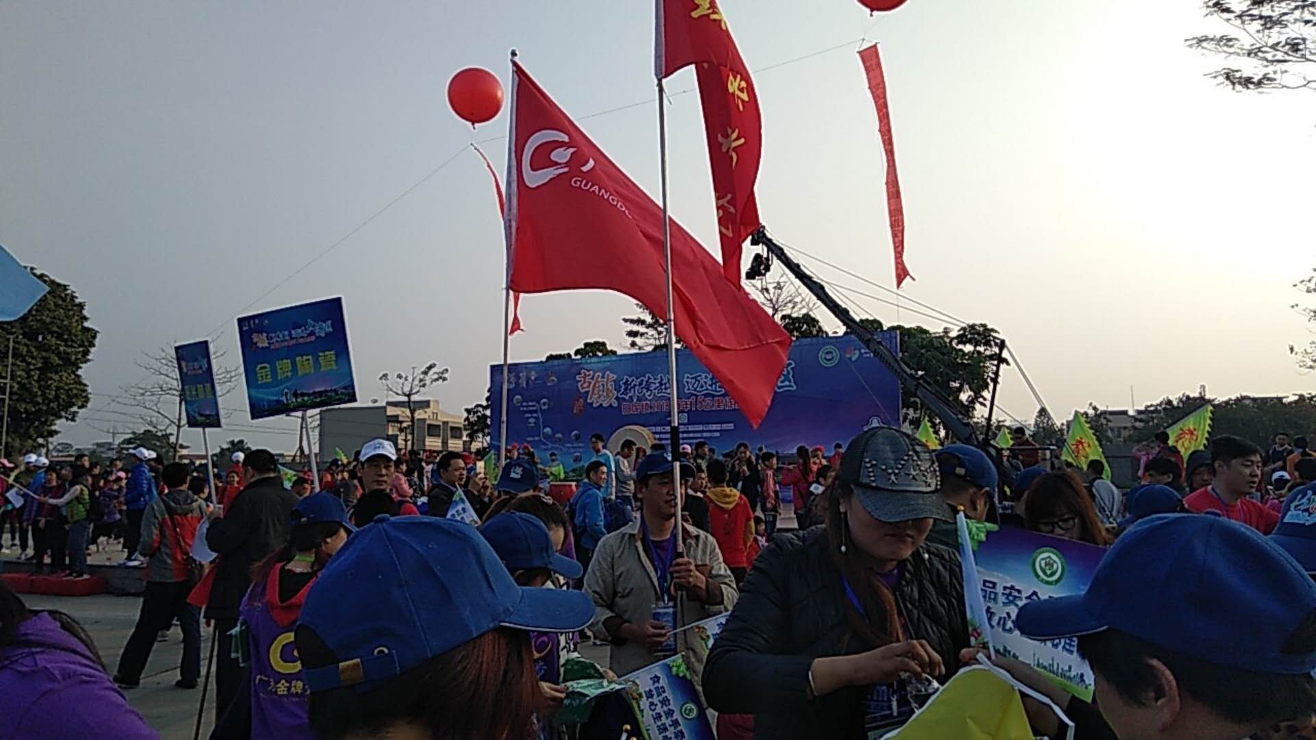 2018年，我們一直在前進(jìn)的路上(圖9)