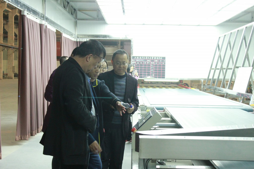 建材界“大腦”齊聚德利豐家居生產基地，力贊(圖11)