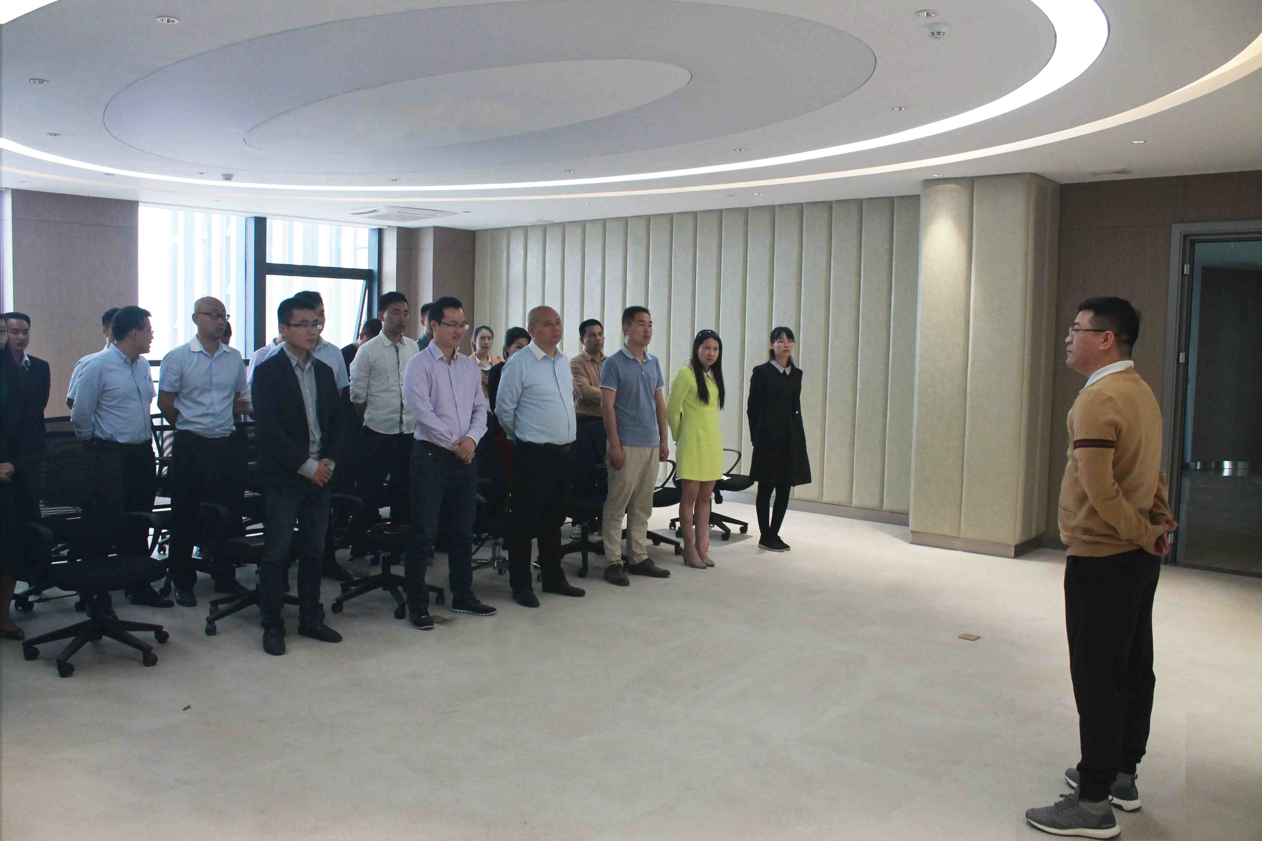 2018，旗開得勝—德利豐家居三月沖刺會成功召開(圖2)