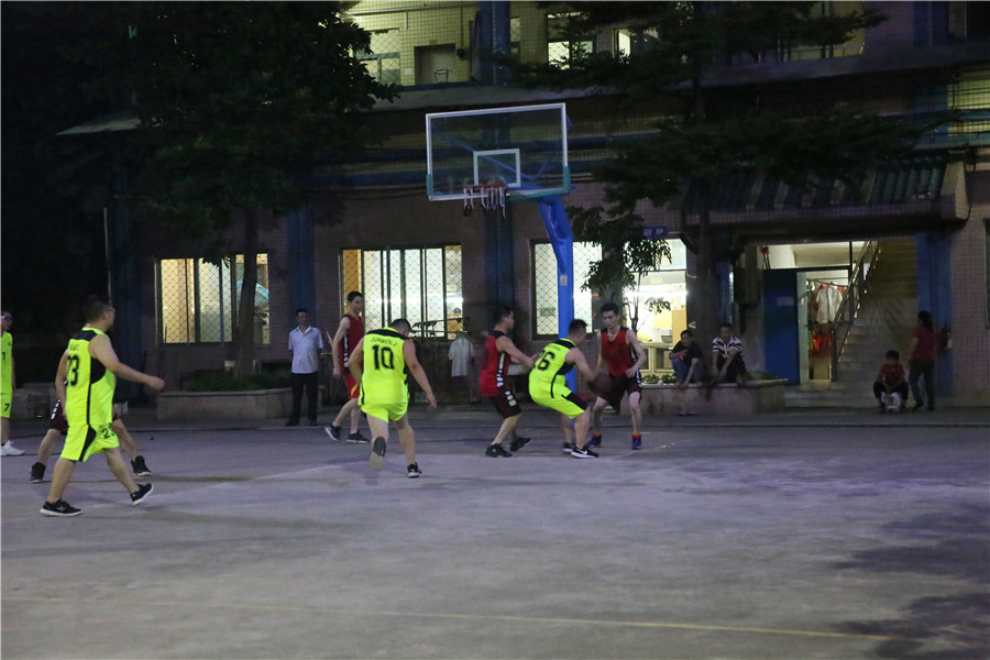 德利豐家居與金牌企業生產部籃球比賽展風采，(圖6)