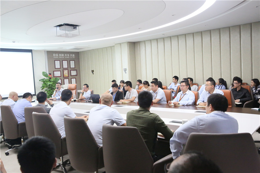 凝心聚力 全力沖刺——德利豐家居百日動員沖刺(圖3) 凝心聚力 全力沖刺——德利豐家居百日動員沖刺(圖3)