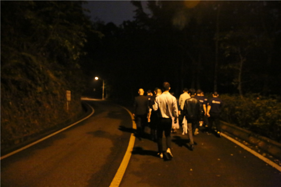 跑進新時代—德利豐家居爬西樵山活動圓滿舉行(圖8) 跑進新時代—德利豐家居爬西樵山活動圓滿舉行(圖8)