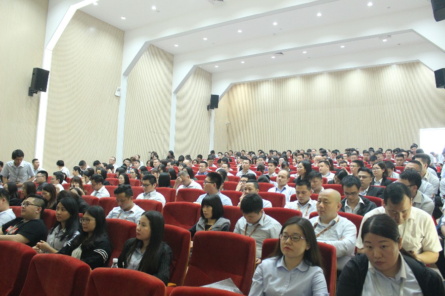 金牌商學院第一講——防范法律風險 提高職能管(圖6) 金牌商學院第一講——防范法律風險 提高職能管(圖6)