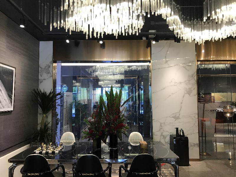 走在潮流前端,SCAVOLINI、KEYE門店都在用它!(圖3) 走在潮流前端,SCAVOLINI、KEYE門店都在用它!(圖3)