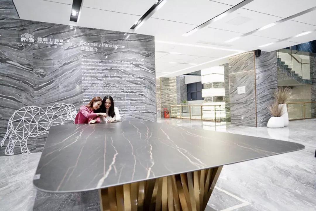 新材料、新趨勢,巖板的“高端定制”范從何而(圖19) 新材料、新趨勢,巖板的“高端定制”范從何而(圖19)