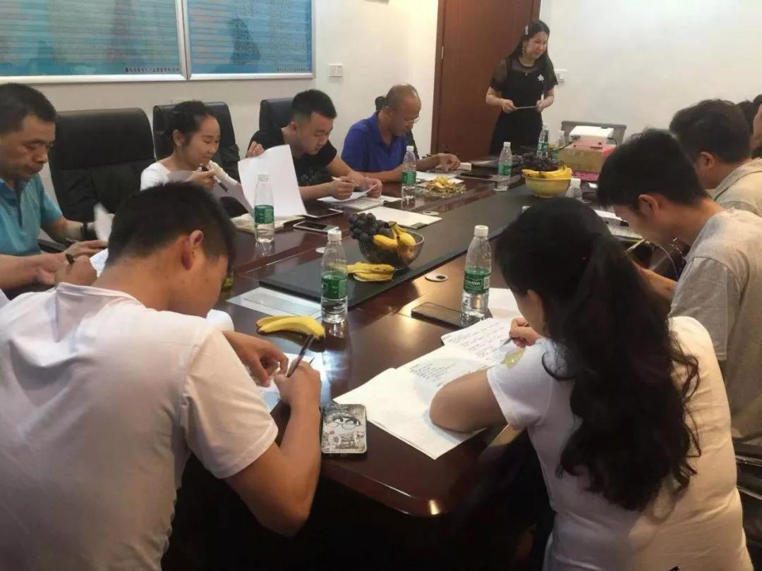 只做將軍不做兵!德利豐家居紅安縣終端實戰特(圖3) 只做將軍不做兵!德利豐家居紅安縣終端實戰特(圖3)