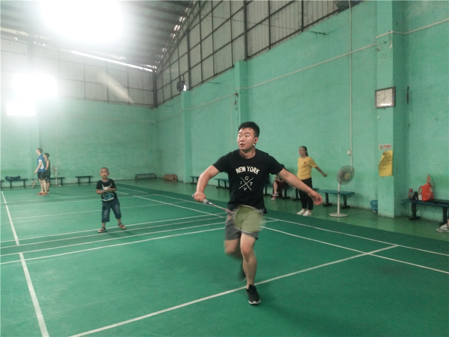 羽你同樂，誰與爭鋒——德利豐家居羽毛球友誼(圖5)