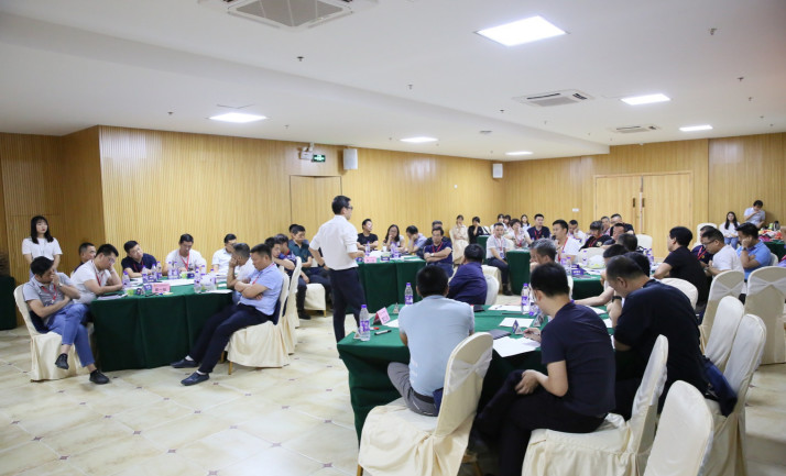 致勝未來(lái),2019必須打贏的仗 記2019年金牌商學(xué)院(圖3) 致勝未來(lái),2019必須打贏的仗 記2019年金牌商學(xué)院(圖3)