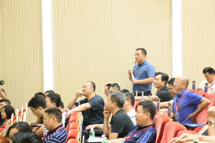 致勝未來(lái),2019必須打贏的仗 記2019年金牌商學(xué)院(圖20) 致勝未來(lái),2019必須打贏的仗 記2019年金牌商學(xué)院(圖20)