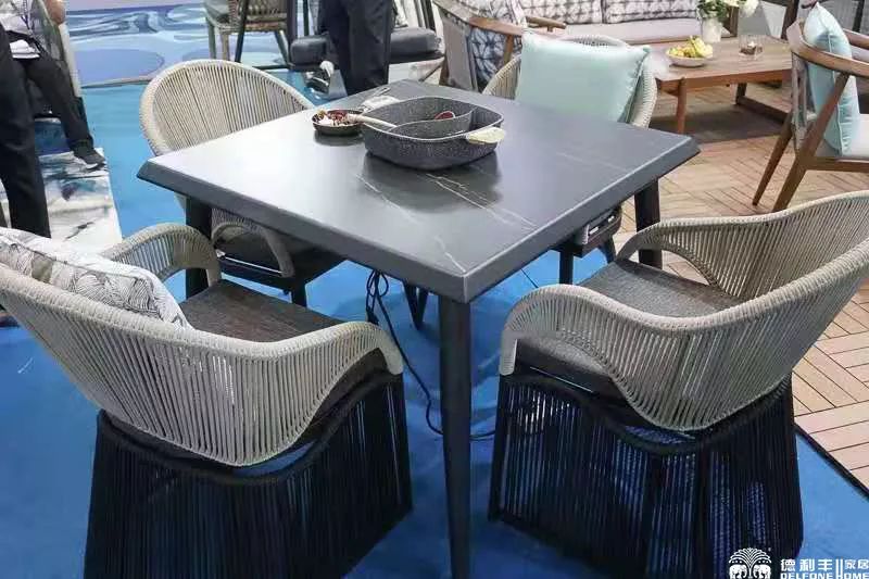 < NEWS >德利豐巖板新風潮卷席上海國際家具展覽會(圖11) < NEWS >德利豐巖板新風潮卷席上海國際家具展覽會(圖11)