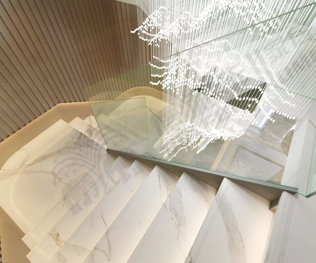 巖板——讓樓梯“大”有不同(圖3) 巖板——讓樓梯“大”有不同(圖3)