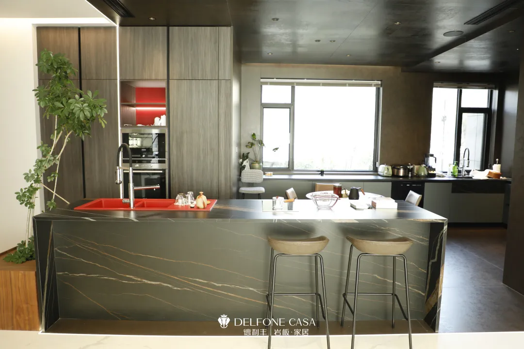 家裝案例 | 高級雅致的大平層別墅，演繹一半設計，一半藝術(圖5)