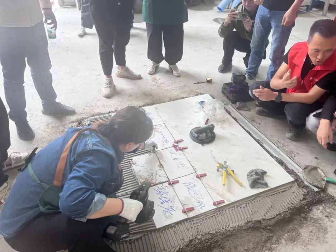 共探增長(zhǎng)之道 | 2024德利豐百萬(wàn)單店特訓(xùn)營(yíng)一華北站圓滿舉行(圖37) 共探增長(zhǎng)之道 | 2024德利豐百萬(wàn)單店特訓(xùn)營(yíng)一華北站圓滿舉行(圖37)